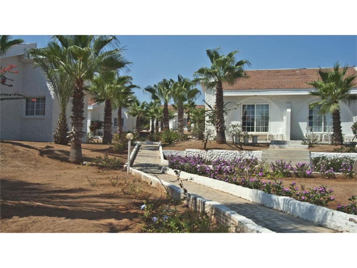 Long Beach Villas Famagusta  Ngoại thất bức ảnh
